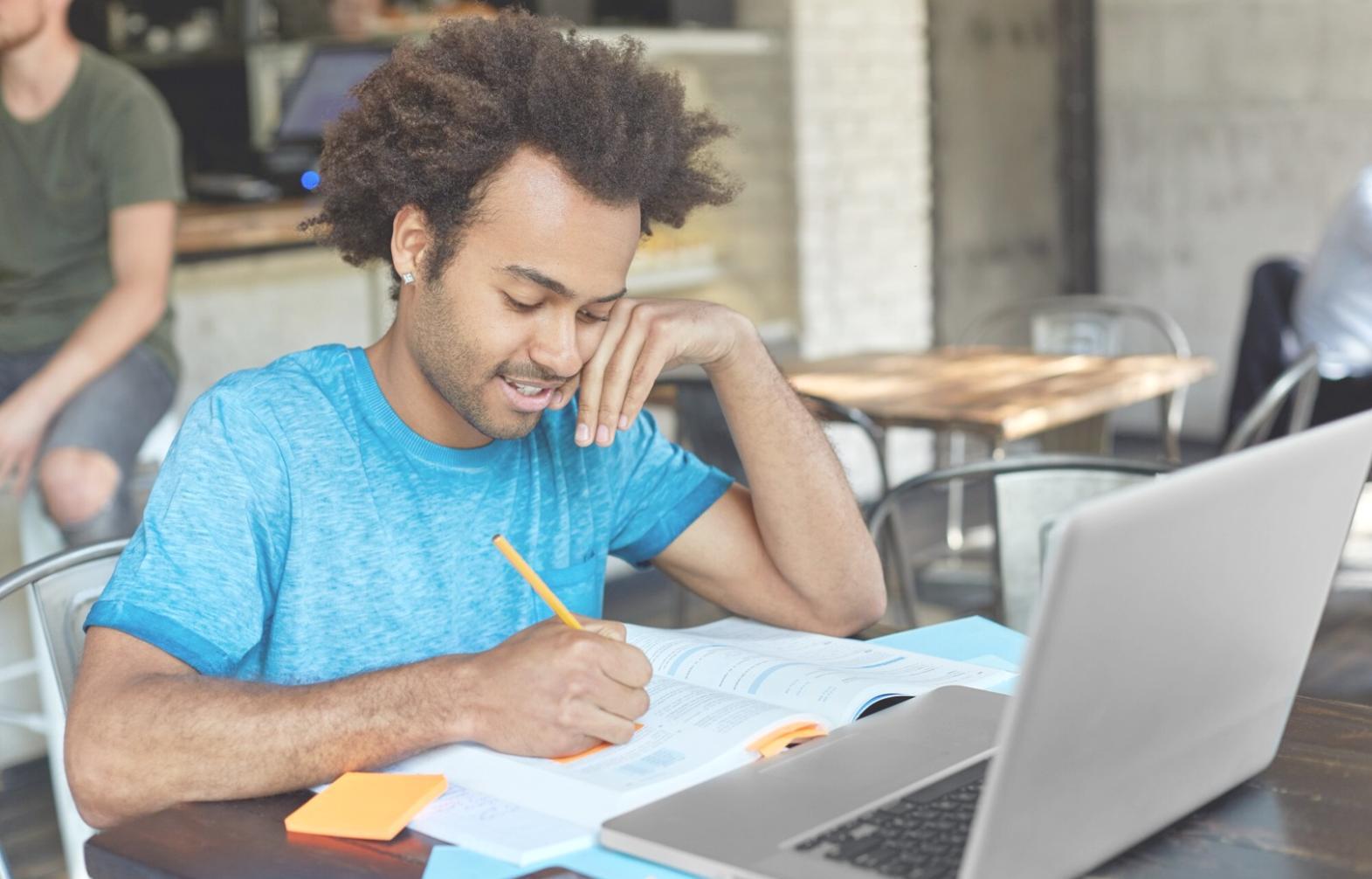 Finanzplanung mit praktischen Beispielen und Berechnungen