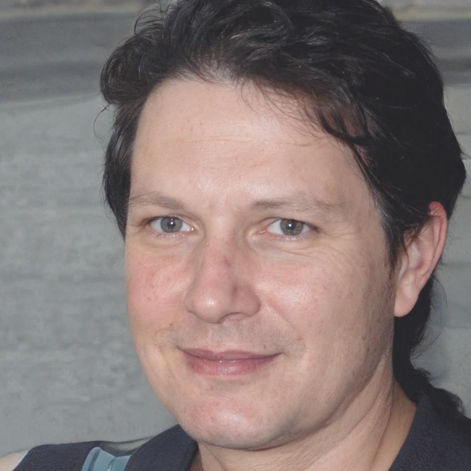 Portrait von Henrik Löffler, leitender Finanzberater bei zalinoreva